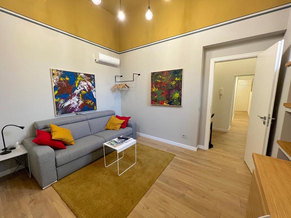 Erasmo 19 Luxury Home คาตาเนีย ภายนอก รูปภาพ