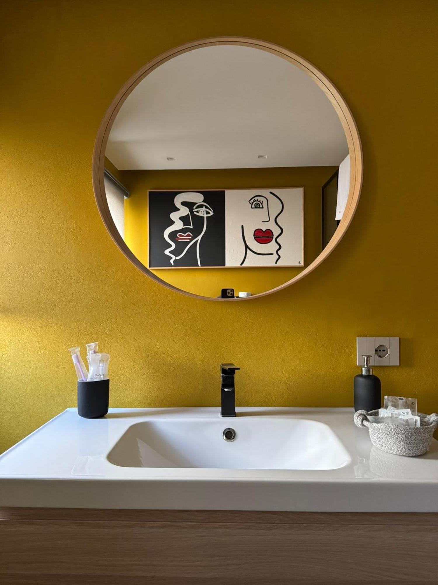 Erasmo 19 Luxury Home คาตาเนีย ภายนอก รูปภาพ